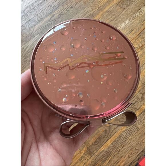 Mac Eye Love Surprisses Eye Shadow Palette Sparkling Wine Splash Limited Edition - Picture 3 of 7